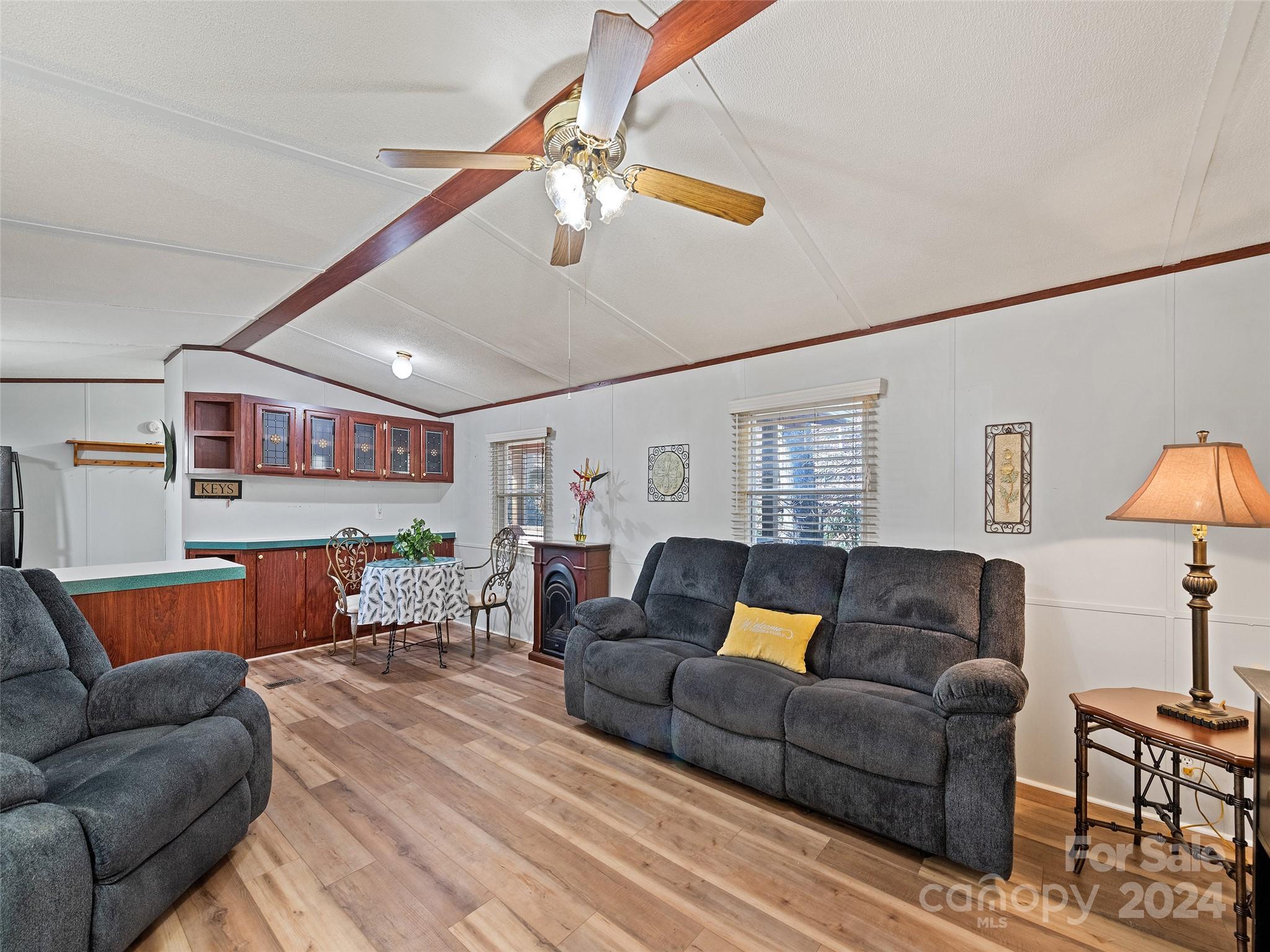 195 Hughes Road Waynesville, NC 28786 - Photo 7 of 23 Gallery Image 7