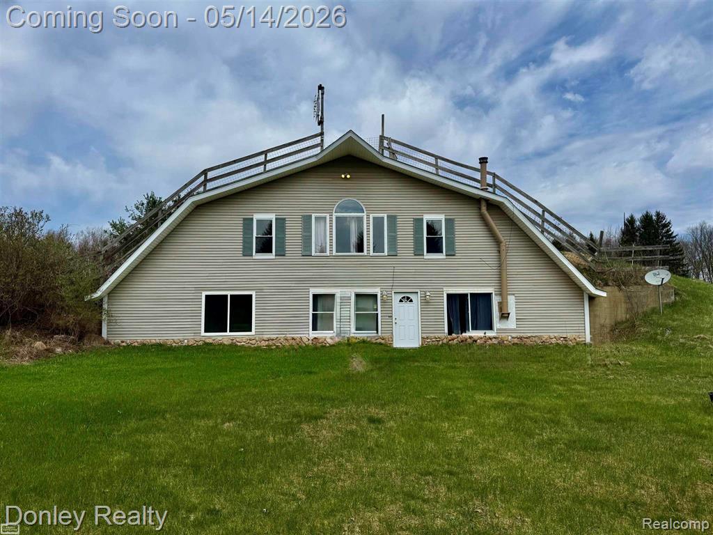 7285 Mayville Road Marlette, MI 48453 - Photo 1 of 28
