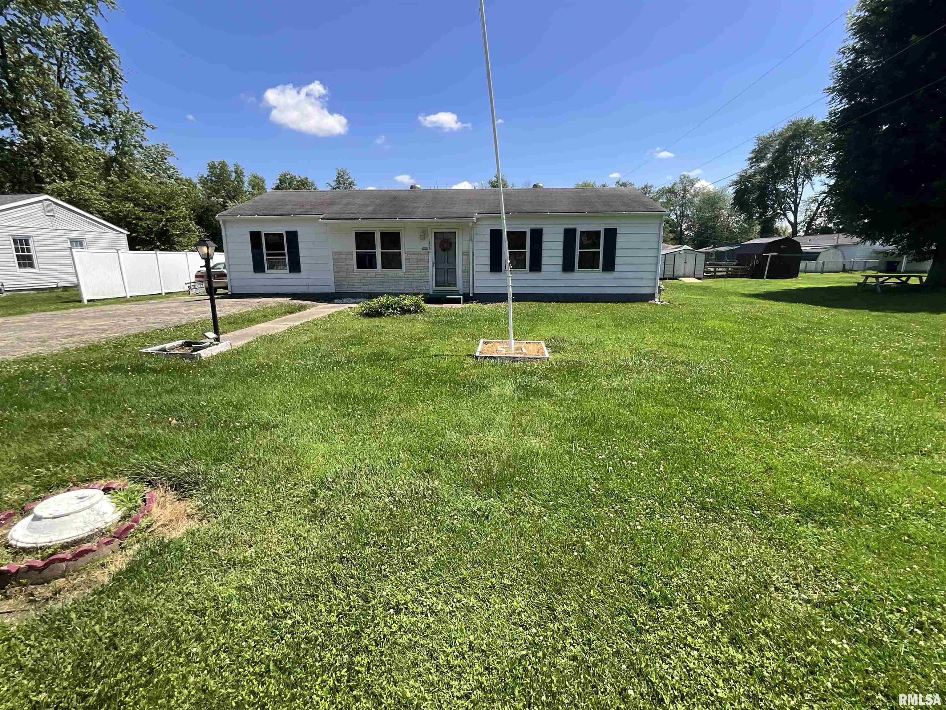 1205 West Bennett St