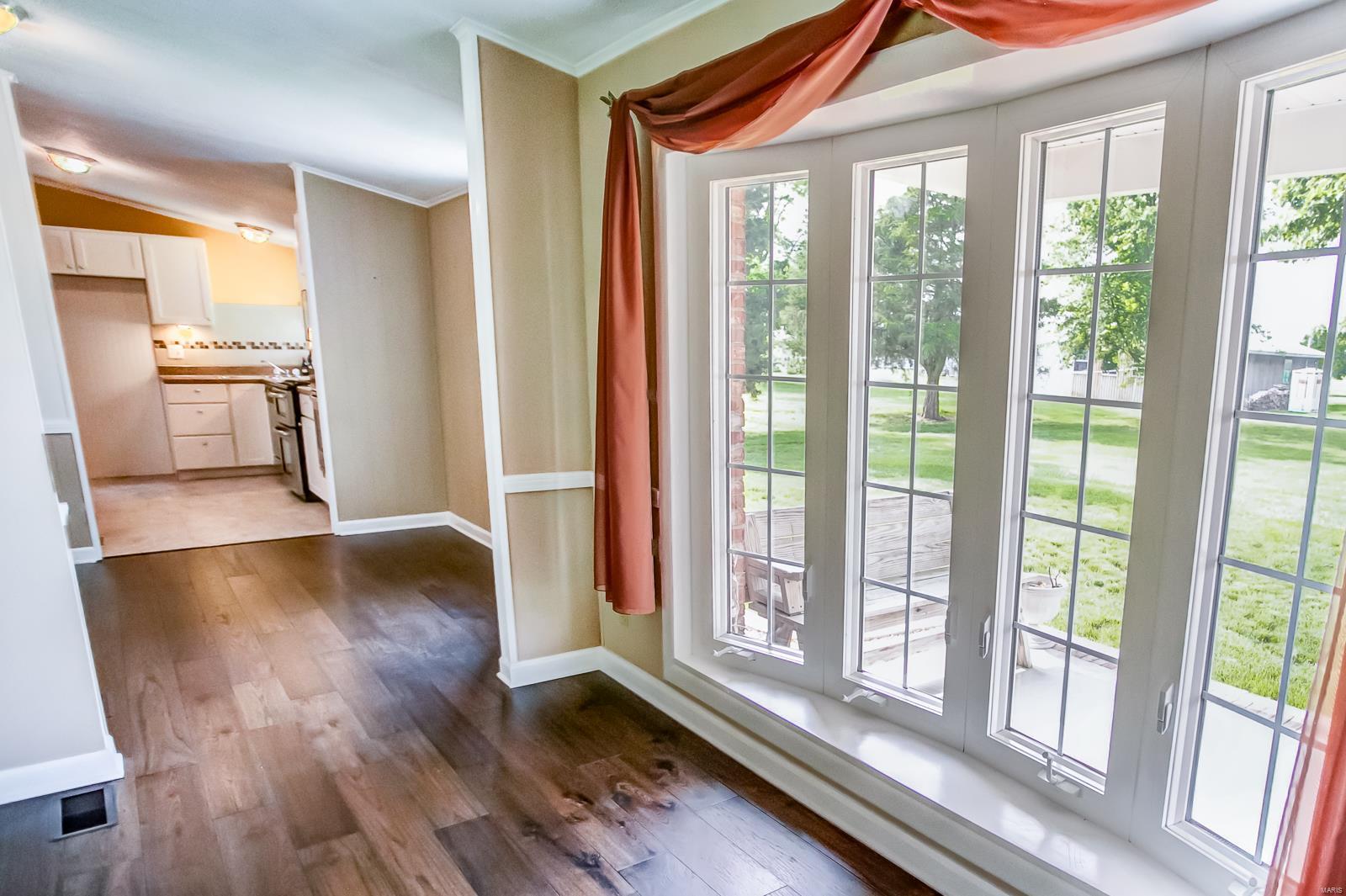 4011 Illinois River Road Brussels, IL 62013 - Photo 12 of 57 Gallery Image 12