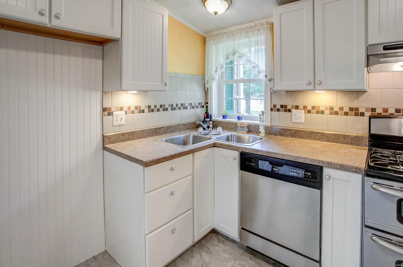 4011 Illinois River Road Brussels, IL 62013 - Photo 19 of 57 Gallery Image 19