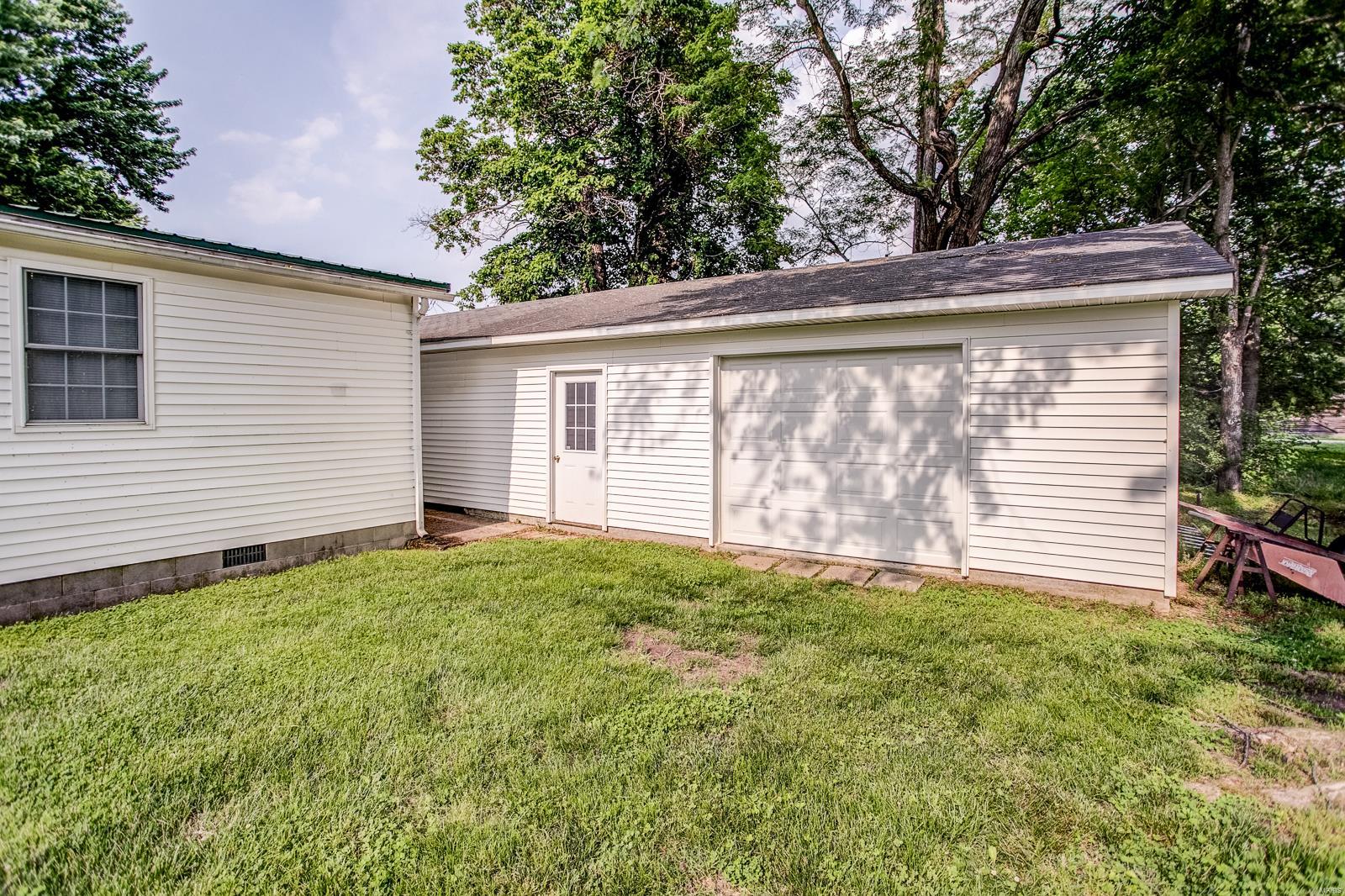 4011 Illinois River Road Brussels, IL 62013 - Photo 45 of 57 Gallery Image 45