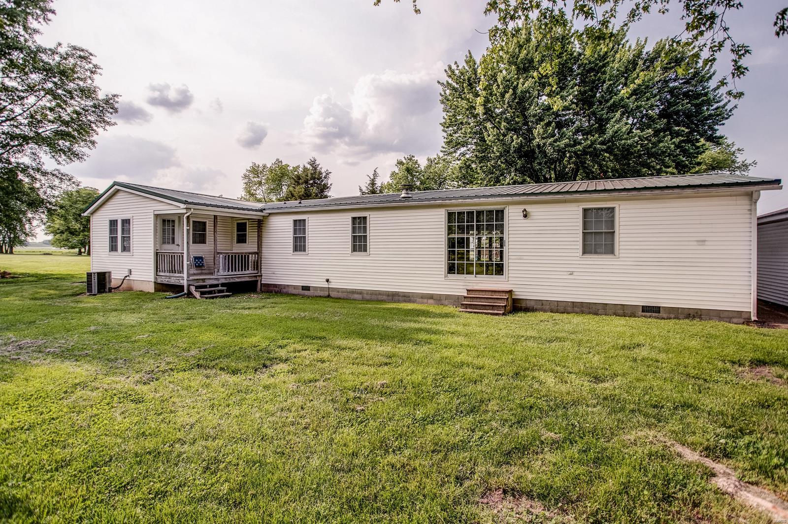 4011 Illinois River Road Brussels, IL 62013 - Photo 51 of 57 Gallery Image 51