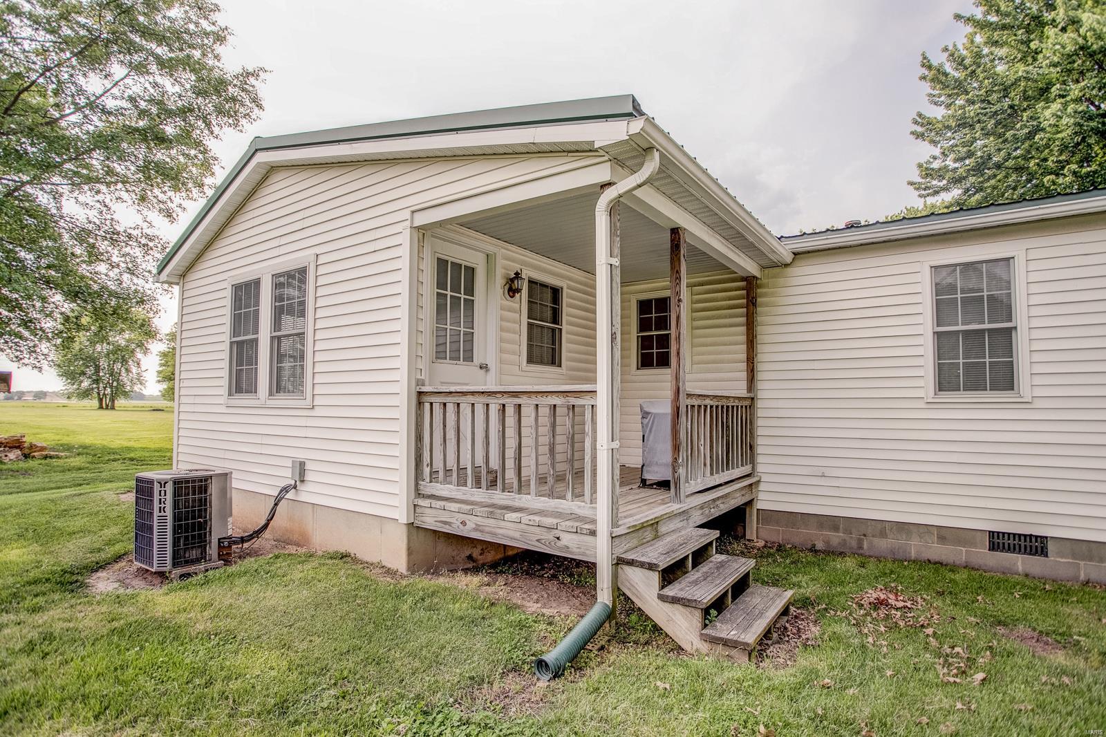 4011 Illinois River Road Brussels, IL 62013 - Photo 53 of 57 Gallery Image 53