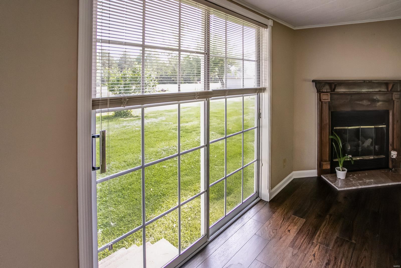 4011 Illinois River Road Brussels, IL 62013 - Photo 9 of 57 Gallery Image 9