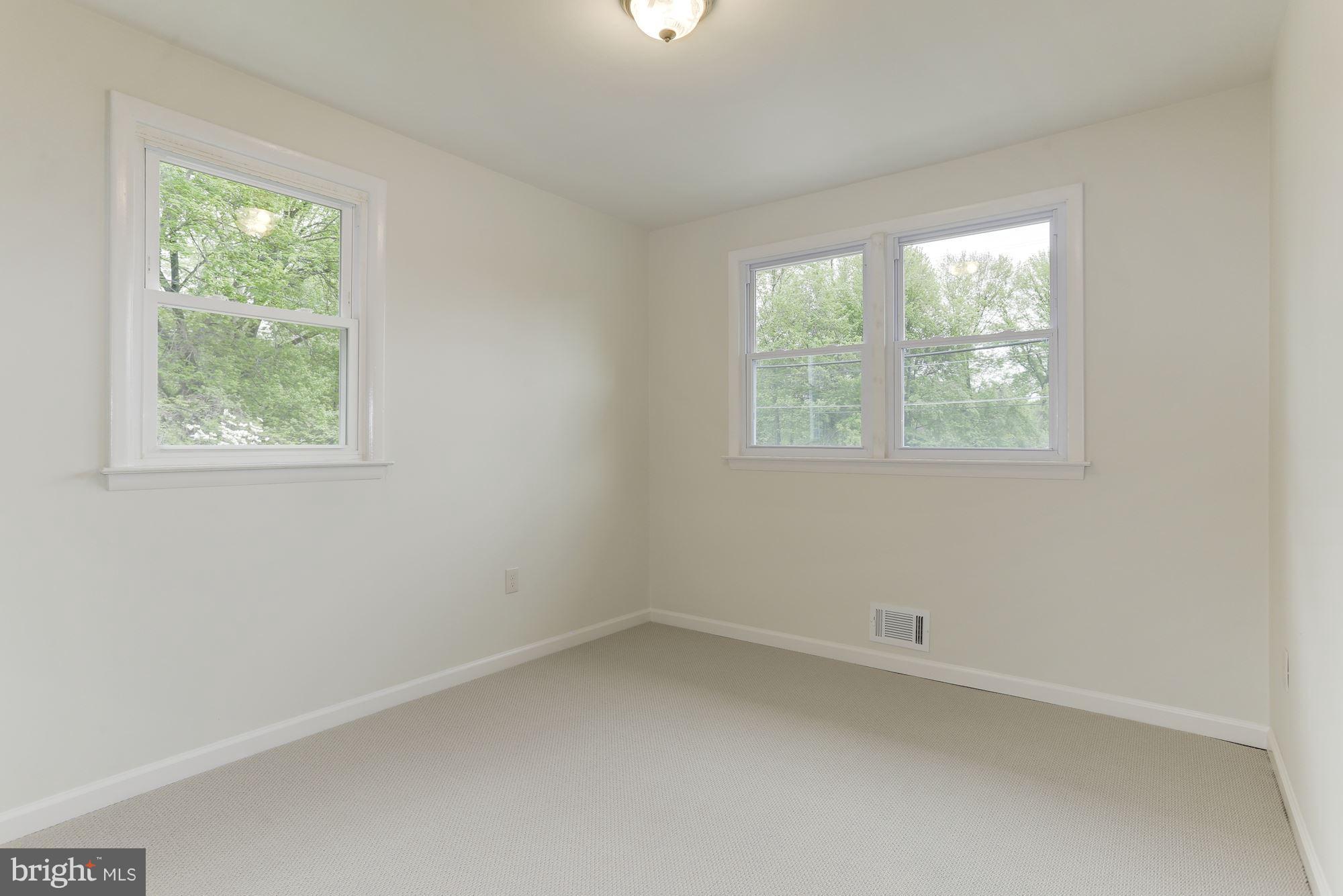3826 Swann Road Suitland, MD 20746 - Photo 11 of 28 Bedroom