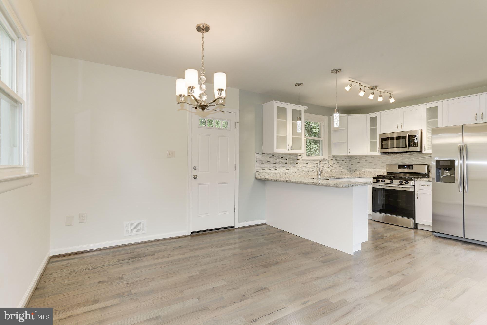3826 Swann Road Suitland, MD 20746 - Photo 5 of 28 Interior (General)