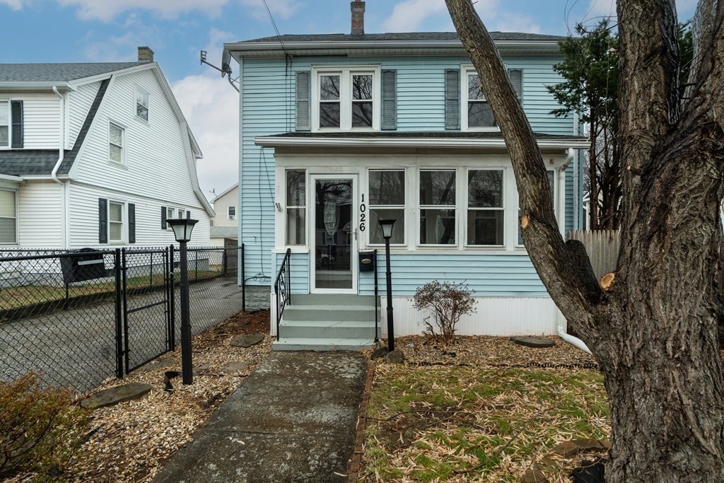 1026 Carew Street Springfield, MA 01104 - Photo 2 of 35 Gallery Image 2