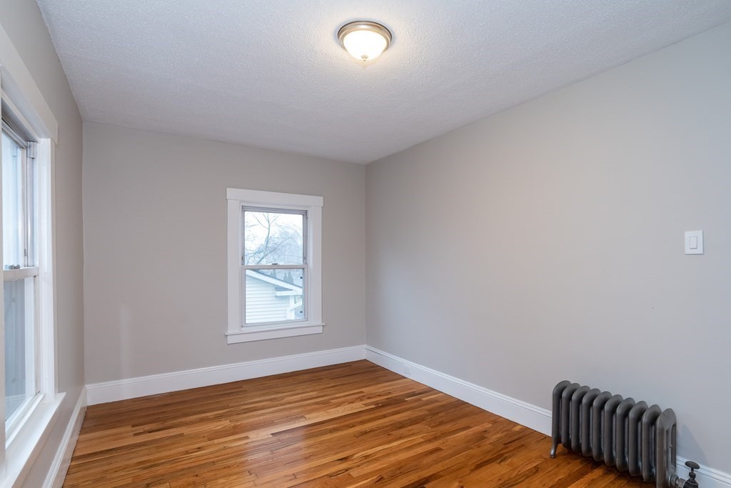 1026 Carew Street Springfield, MA 01104 - Photo 25 of 35 Gallery Image 25