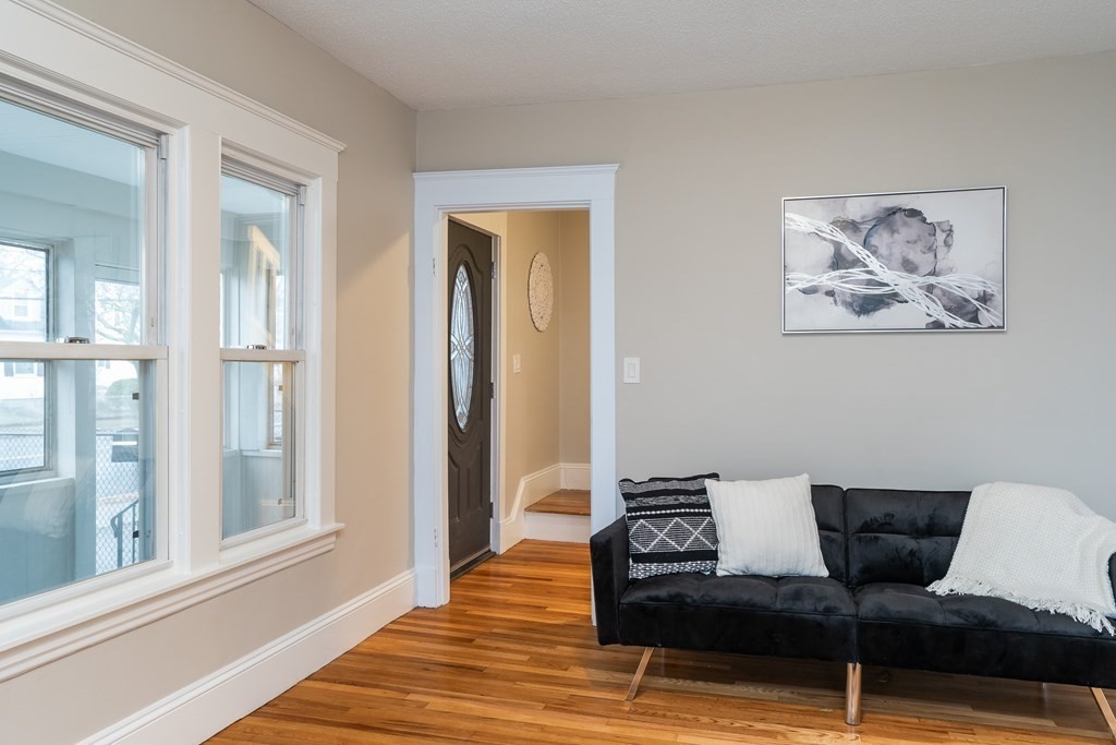 1026 Carew Street Springfield, MA 01104 - Photo 6 of 35 Gallery Image 6