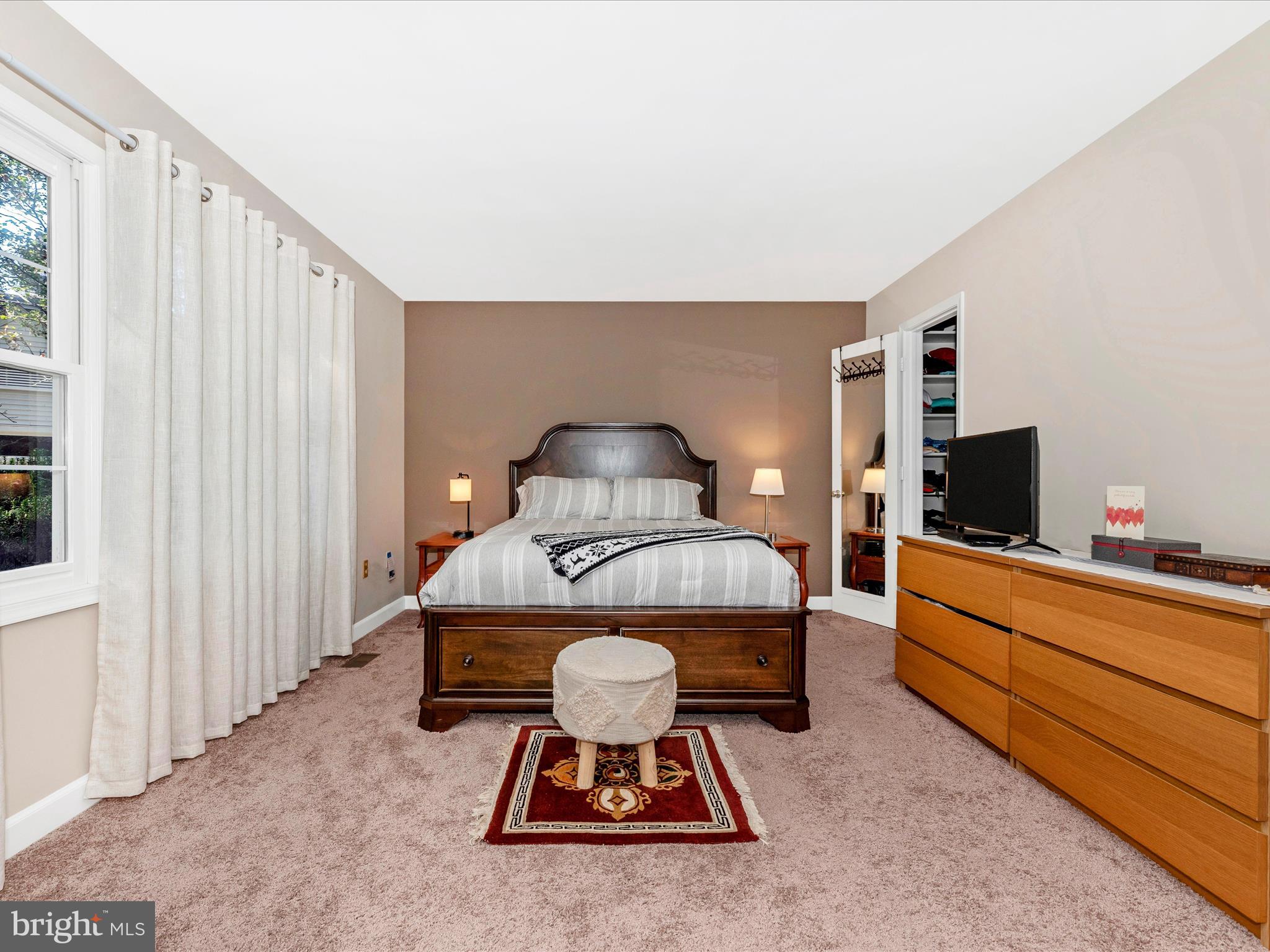 2479 Five Shillings Road Frederick, MD 21701 - Photo 19 of 52 a room with furniture and a flat screen tv