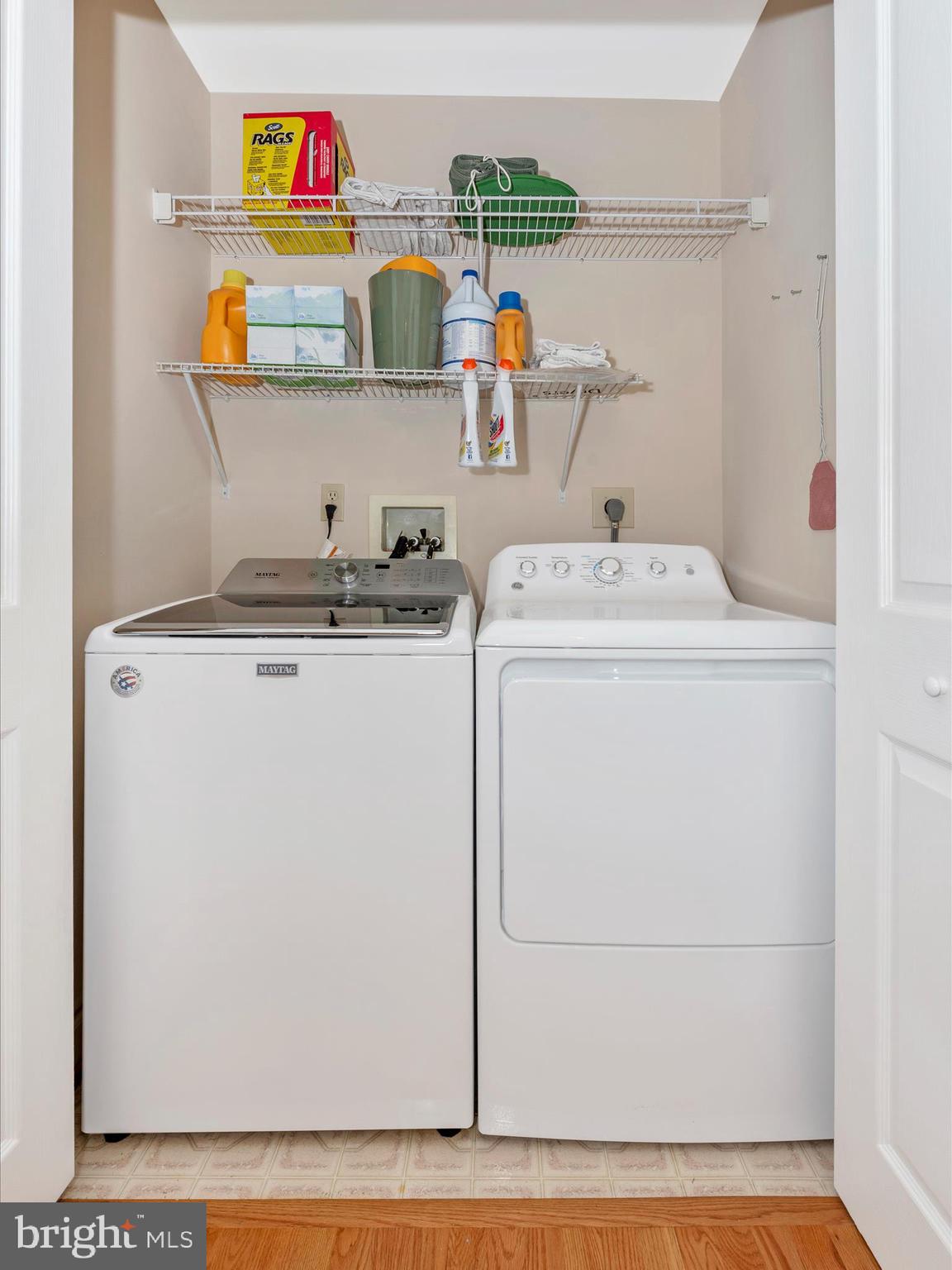 2479 Five Shillings Road Frederick, MD 21701 - Photo 24 of 52 a utility room with dryer and washer