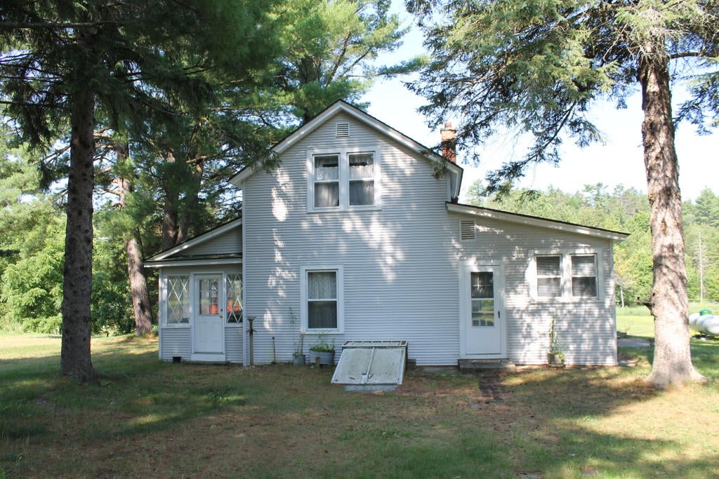 8758 White Road Indian River, MI 49749 - Photo 2 of 23 Gallery Image 2