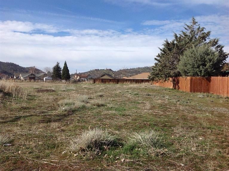 0 Hialeah Tehachapi, CA 93561 - Photo 1 of 2 Gallery Image 1