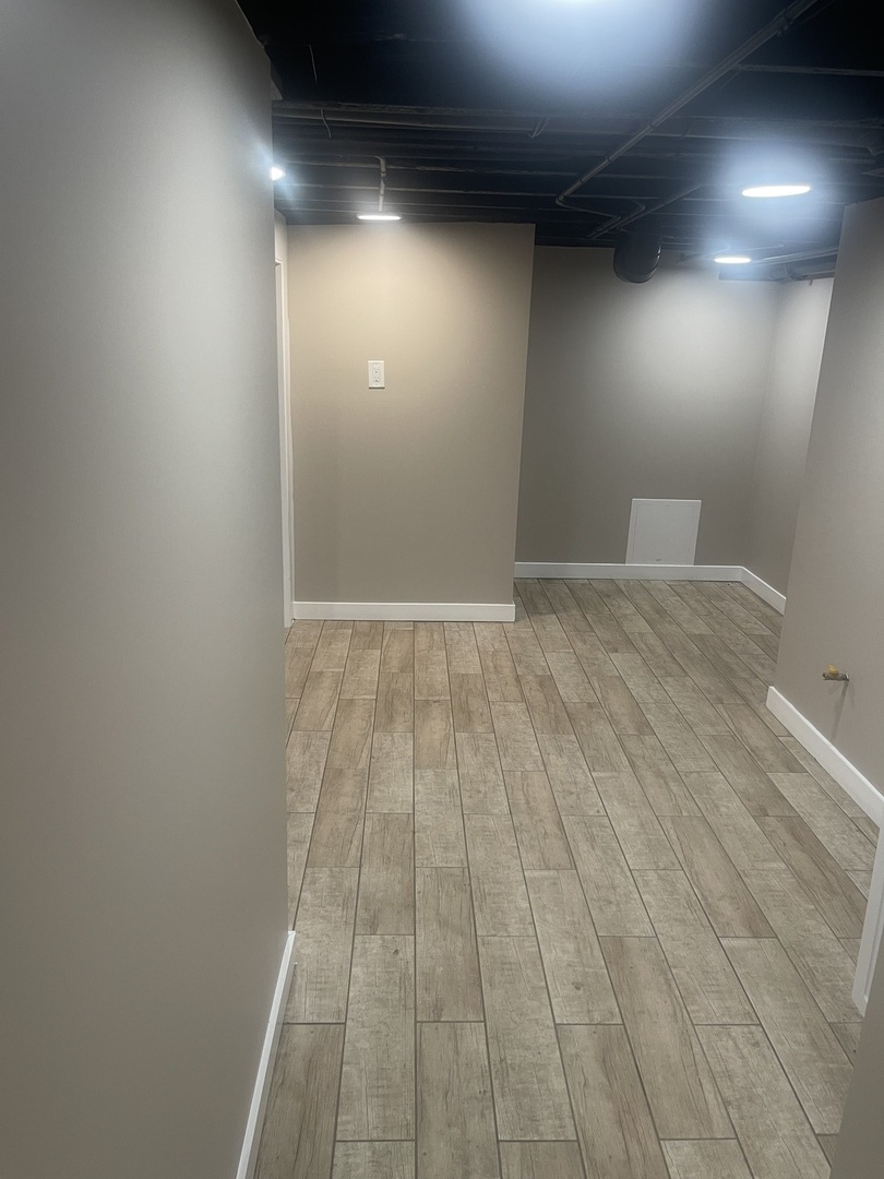 48 East 154th Street Harvey, IL 60426 - Photo 11 of 20 a view of an empty room