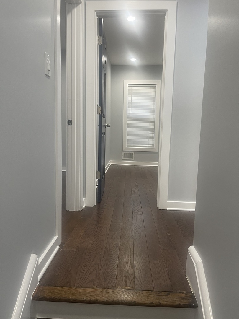 48 East 154th Street Harvey, IL 60426 - Photo 12 of 20 a view of wooden floor