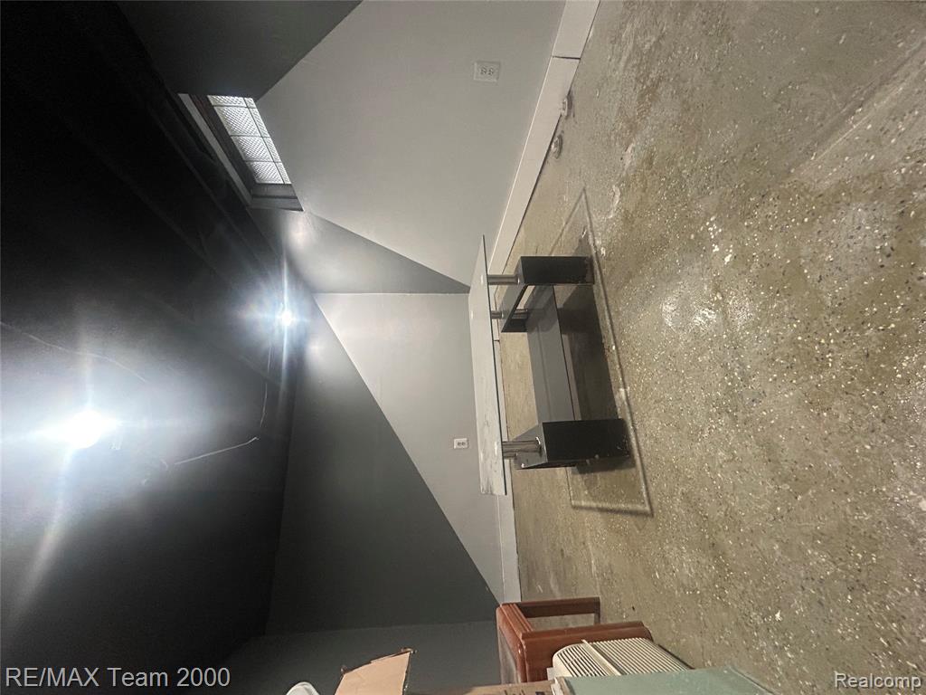 6352 Evergreen Road Detroit, MI 48228 - Photo 17 of 26 Gallery Image 17
