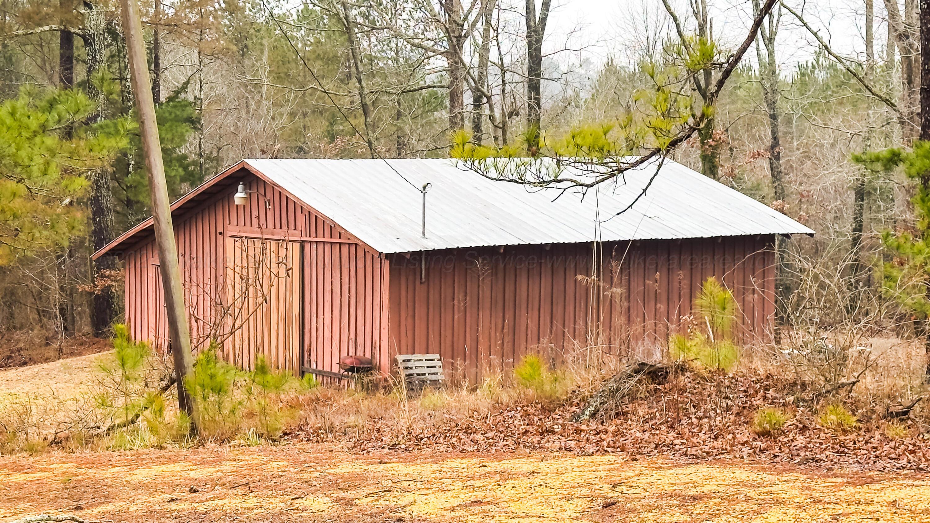1845 Roberts Road Hamilton, AL 35570 - Photo 47 of 47 IMG_9121