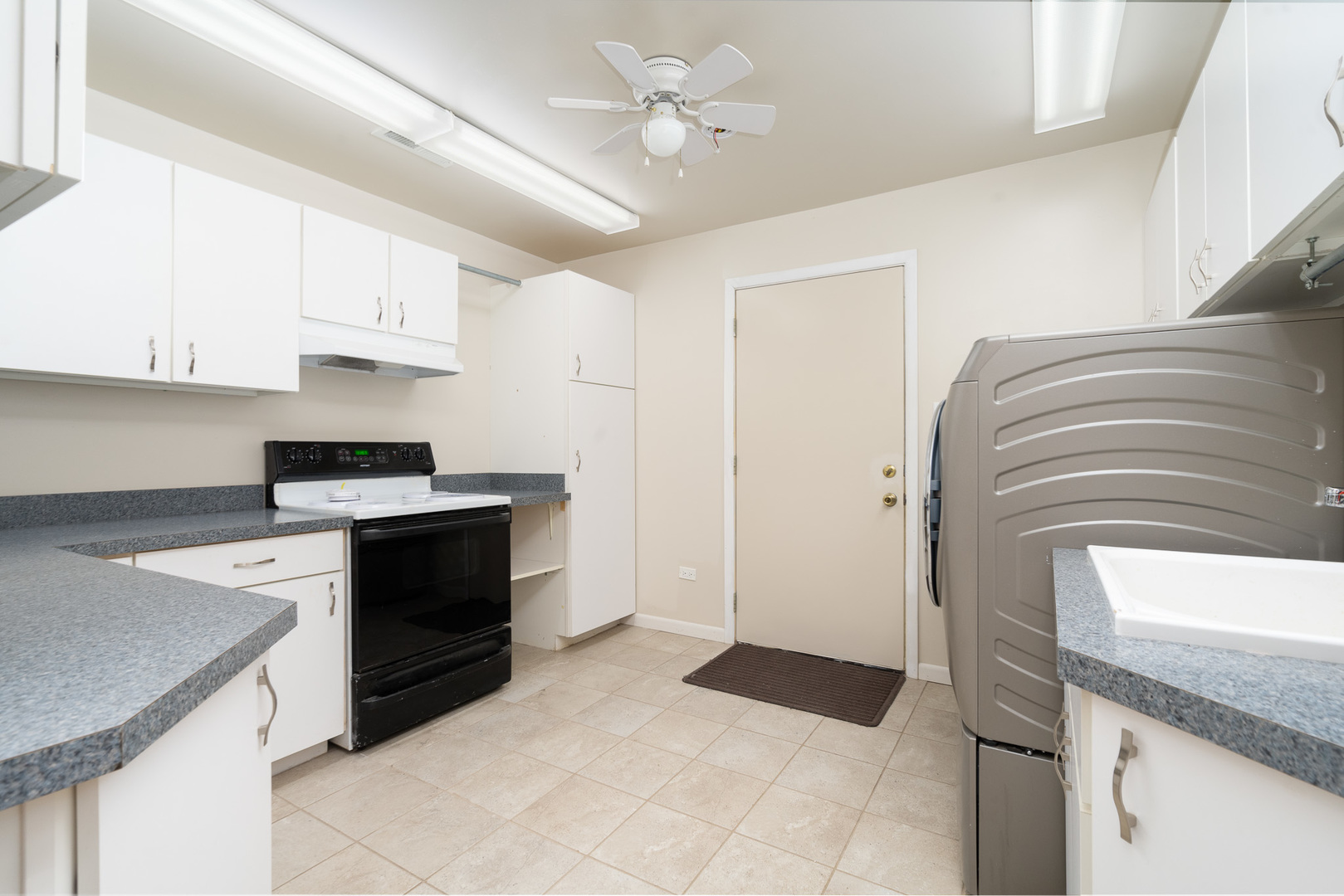 261 West Eagle Lake Road Beecher, IL 60401 - Photo 24 of 36 Gallery Image 24
