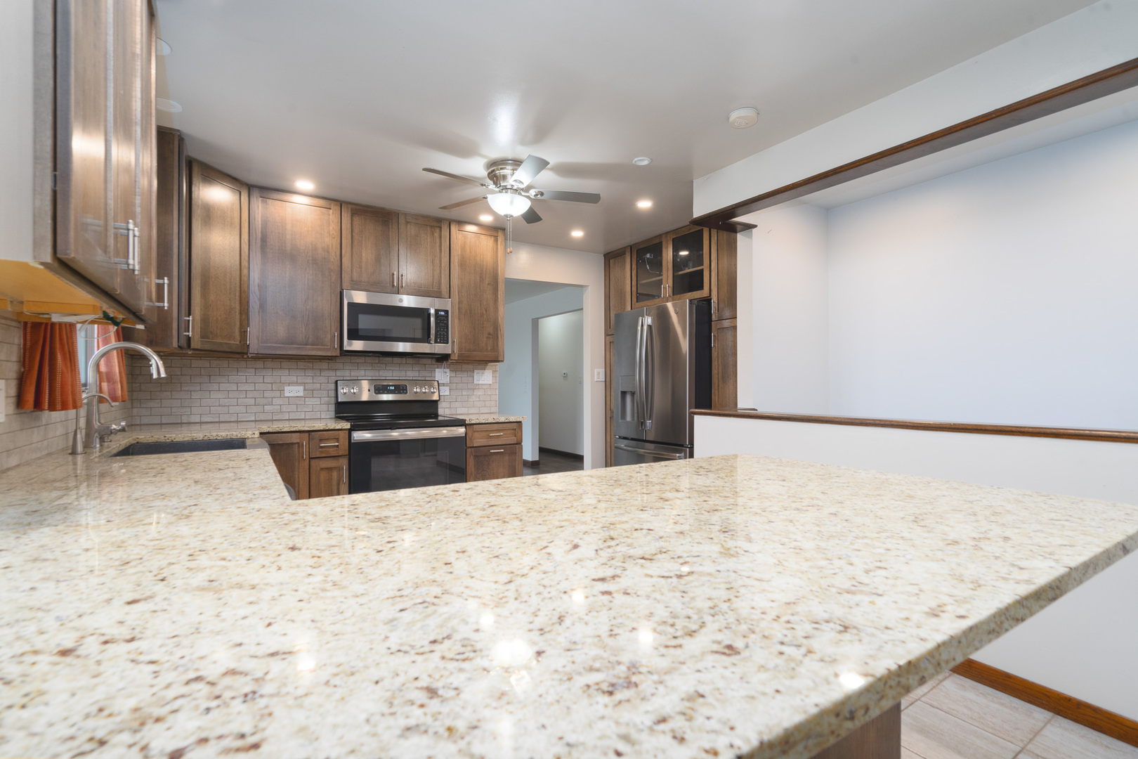 261 West Eagle Lake Road Beecher, IL 60401 - Photo 9 of 36 Gallery Image 9