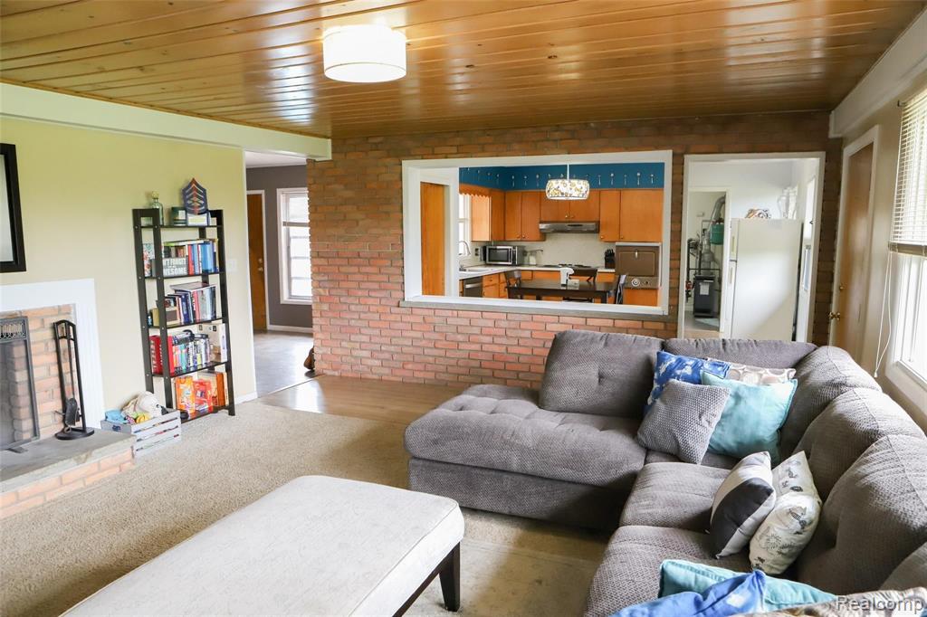 2511 Ellis Road Ypsilanti, MI 48197 - Photo 14 of 46