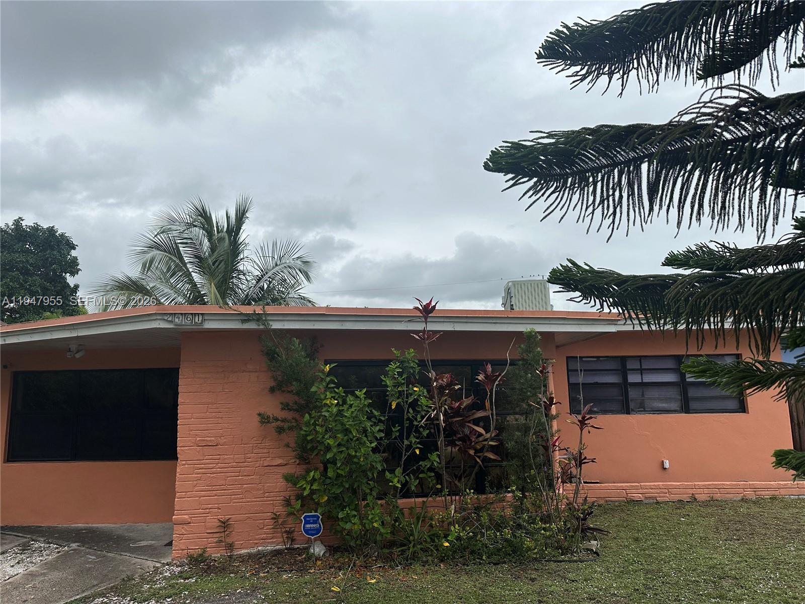 2461 Rodman Street Hollywood, FL 33020 - Photo 3 of 16