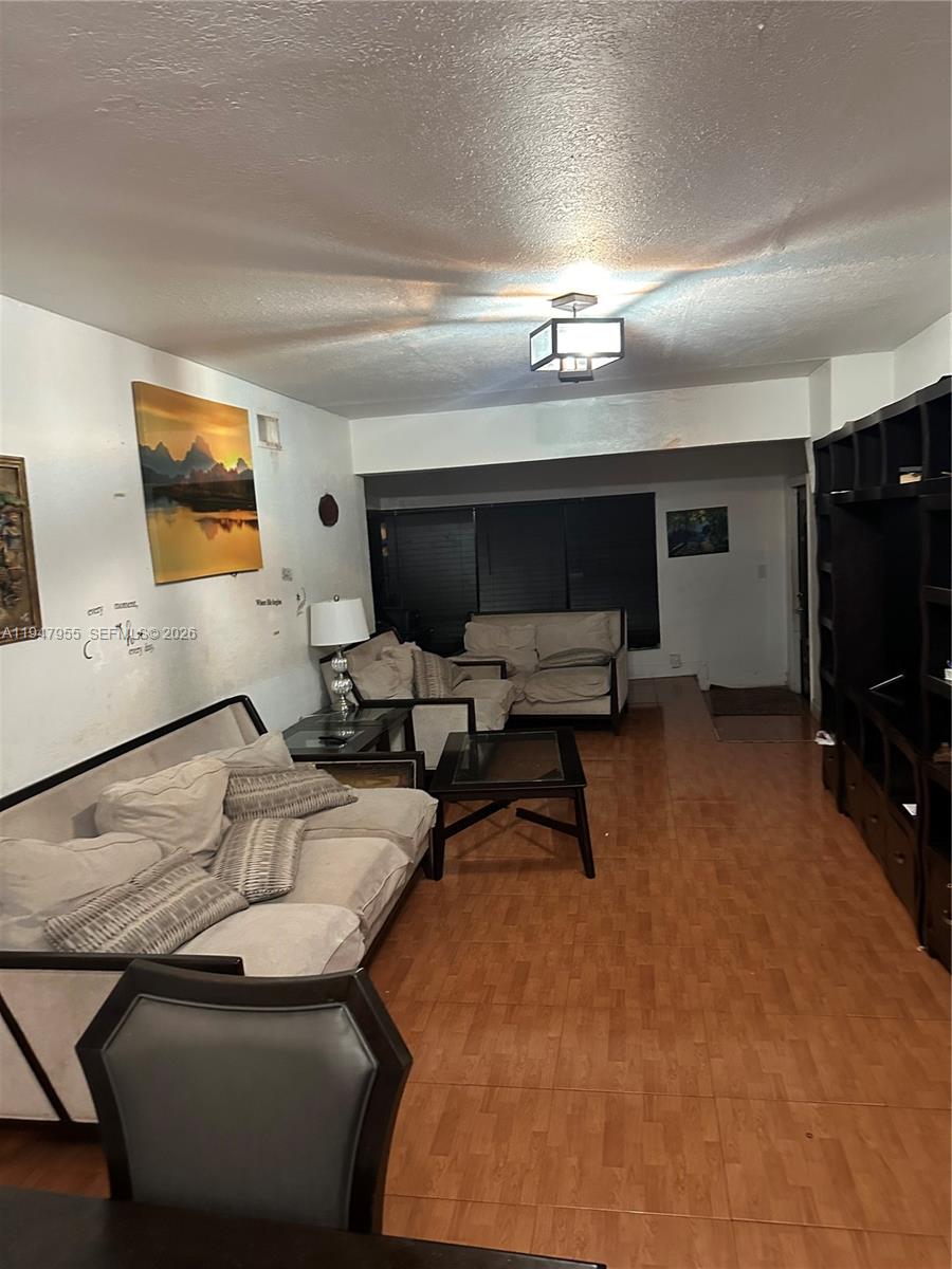 2461 Rodman Street Hollywood, FL 33020 - Photo 10 of 16