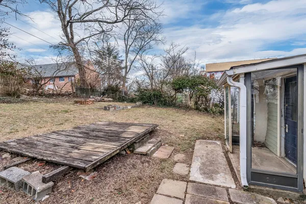 $2,200 | 206 Orlando Avenue, Nashville, TN 37209