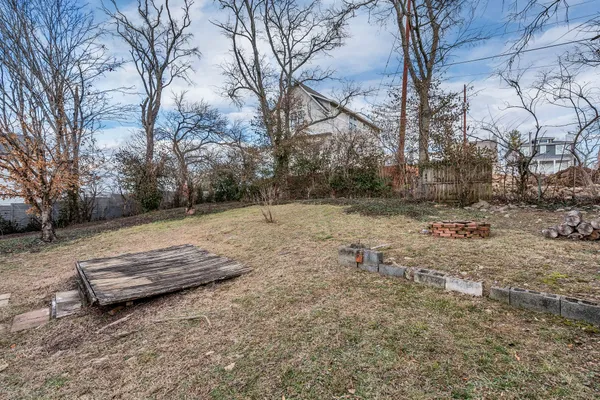 $2,200 | 206 Orlando Avenue, Nashville, TN 37209