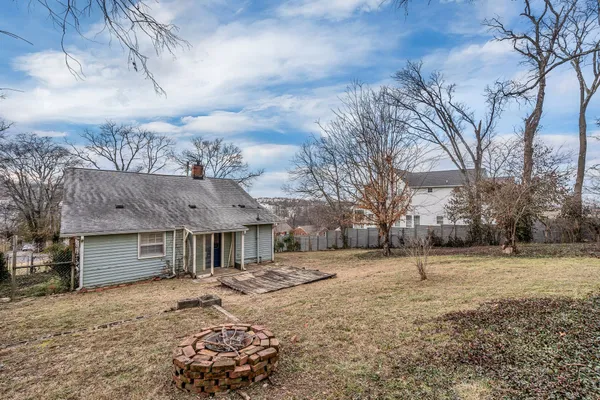 $2,200 | 206 Orlando Avenue, Nashville, TN 37209