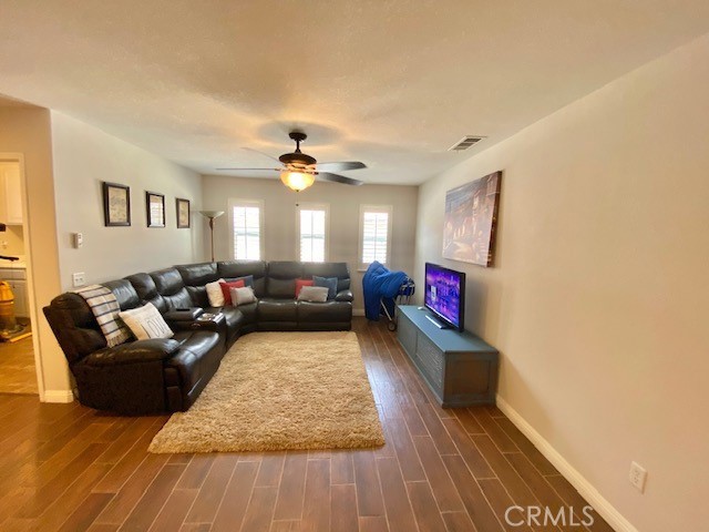 33559 Abbey Road Temecula, CA 92592 - Photo 7 of 13 Gallery Image 7