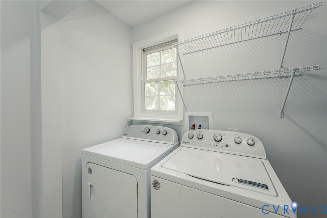 9514 Riddle Road Chesterfield, VA 23832 - Photo 16 of 50 Laundry area featuring washing machine and dryer