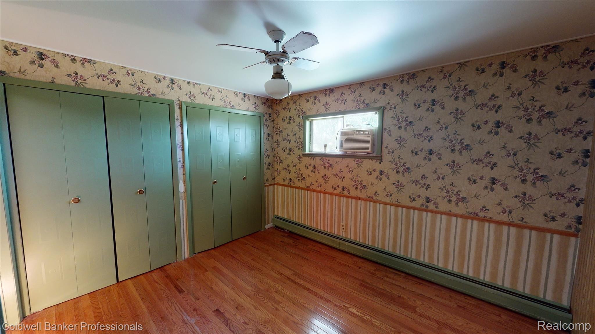 4094 West Willard Road Birch Run, MI 48415 - Photo 41 of 59 Bedroom 1 2.jpg