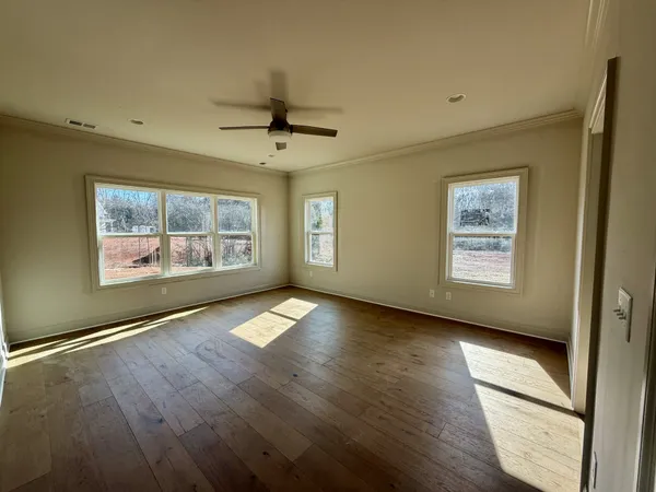 $875,000 | 8690 Cainsville Pike, Lascassas, TN 37085