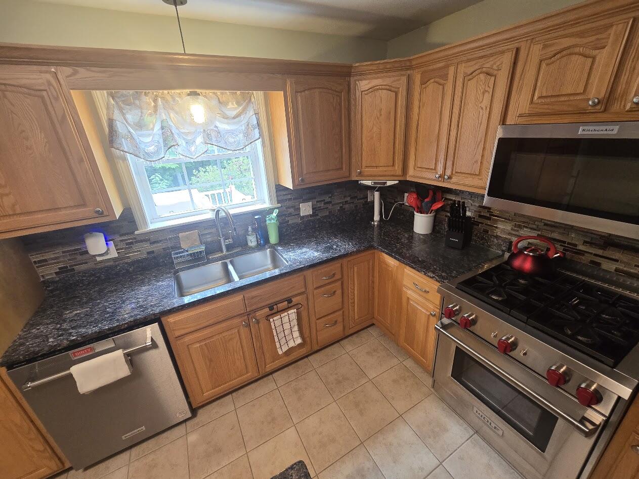 32 Patterson Road Hampden, ME 04444 - Photo 4 of 66 20260819_135117