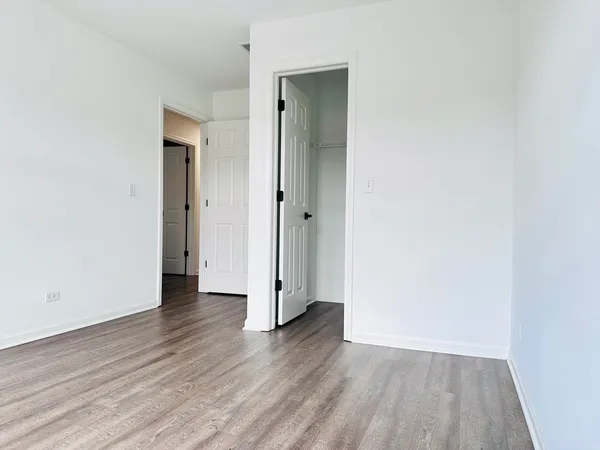 $3,750 | 1875 Crenshaw Circle, Vernon Hills, IL 60061