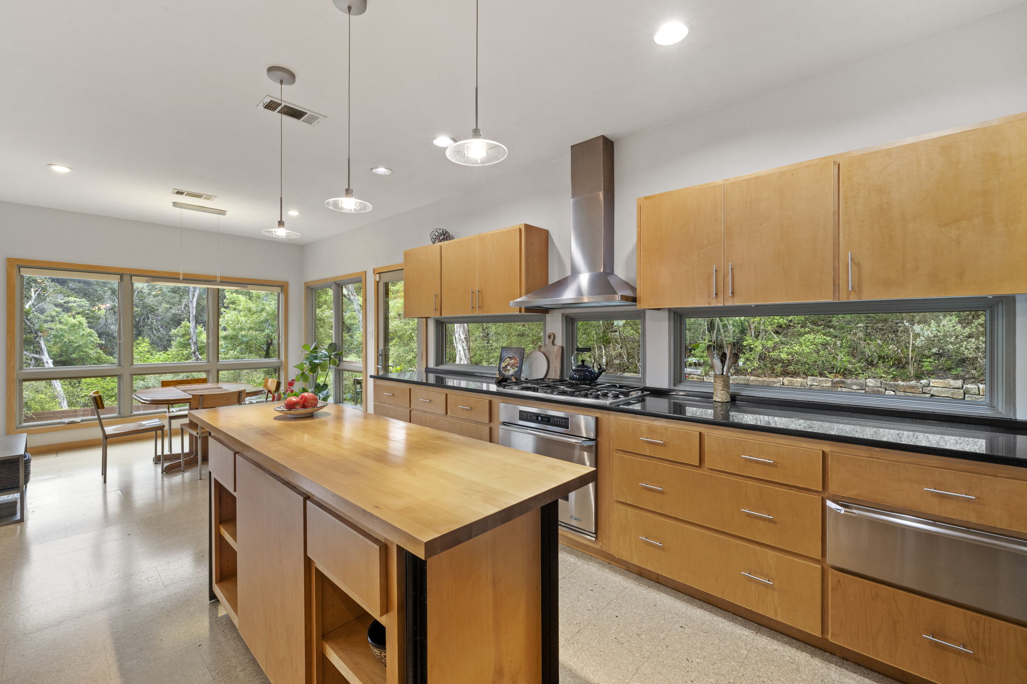 701 Yaupon Valley Road West Lake Hills, TX 78746 - Photo 13 of 40 Tons of counter space for prepping your meals, plus a warming drawer.