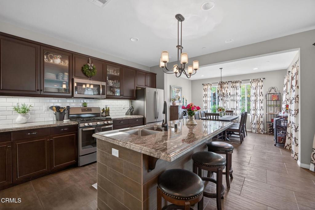 672 Xanadu Way Oxnard, CA 93036 - Photo 3 of 70