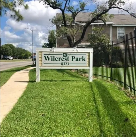 $1,290 | 8405 Wilcrest Drive, Unit 2010, Houston, TX 77072