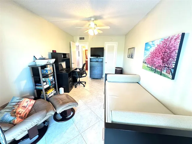 $149,900 | 4004 Newport G, Unit 4004, Deerfield Beach, FL 33442