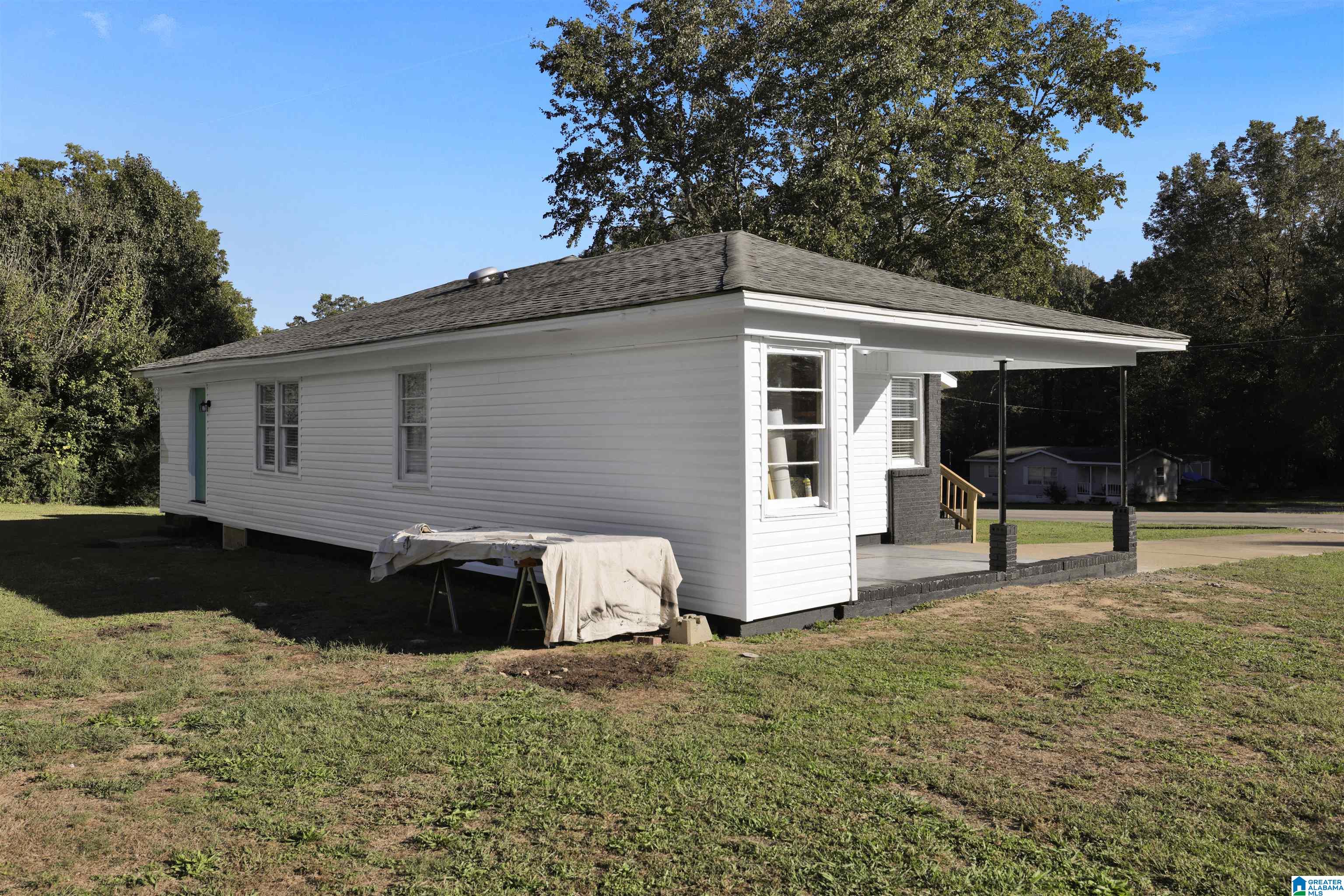 915 Oak Hill Road Anniston, AL 36207 - Photo 6 of 31