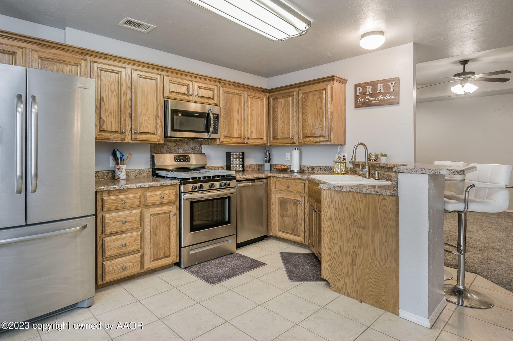 4718 Capulin Lane Amarillo, TX 79110 - Photo 6 of 20 Kitchen