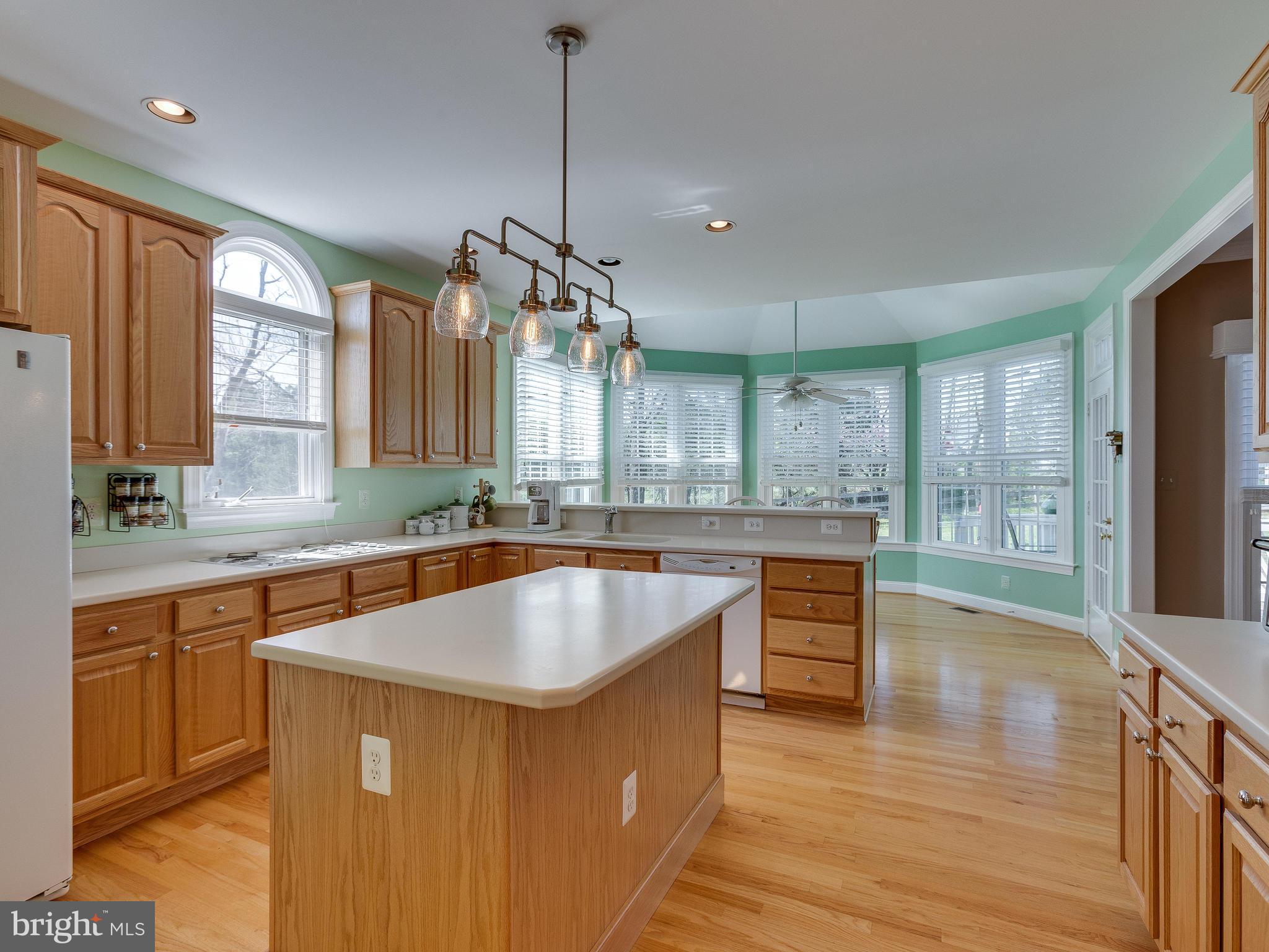 15013 Rolling Ridge Road Haymarket, VA 20169 - Photo 14 of 30 Kitchen
