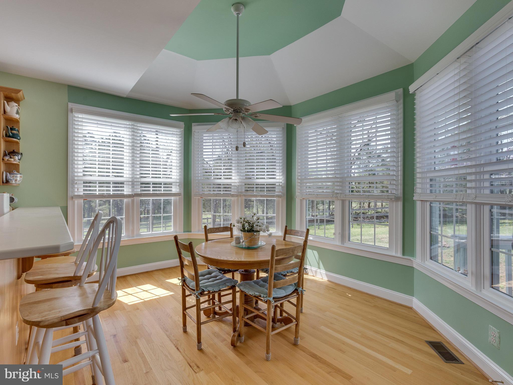 15013 Rolling Ridge Road Haymarket, VA 20169 - Photo 22 of 30 Eat with a View in Your Breakfast Area