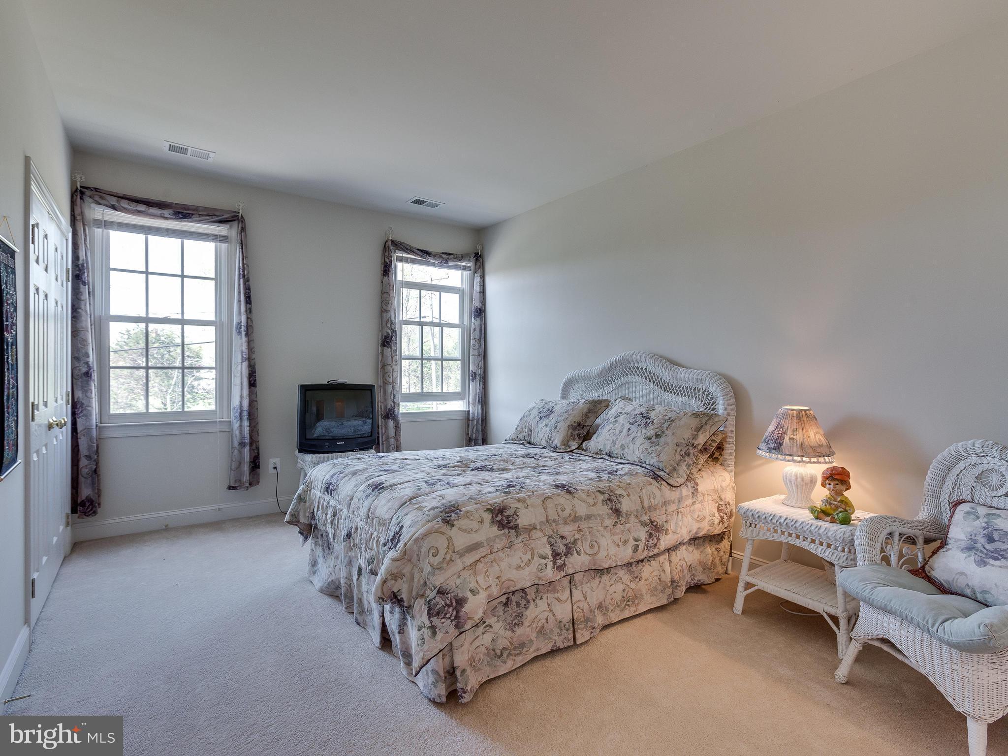 15013 Rolling Ridge Road Haymarket, VA 20169 - Photo 26 of 30 Bedroom 3