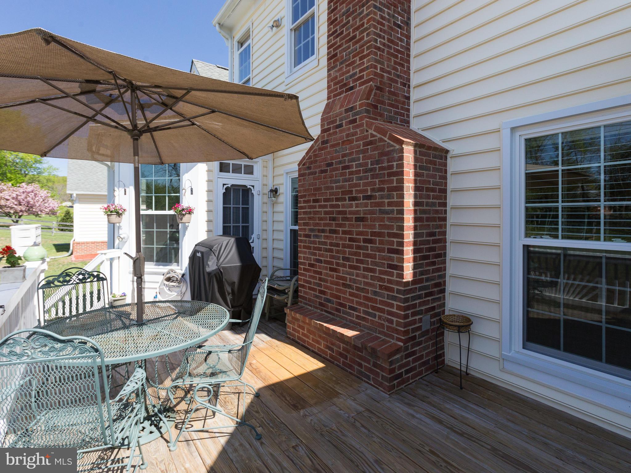 15013 Rolling Ridge Road Haymarket, VA 20169 - Photo 29 of 30 Access the Deck from Kitchen or Master Bedroom