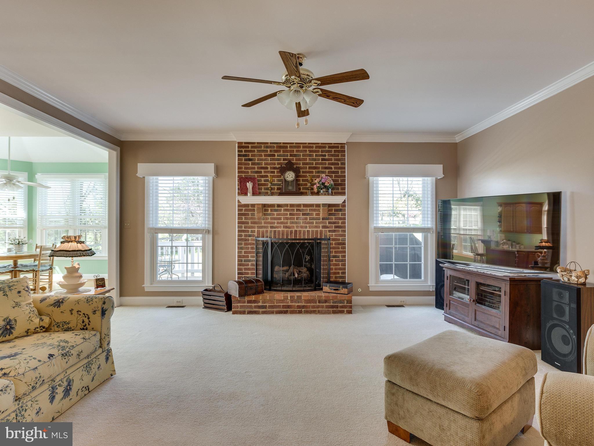 15013 Rolling Ridge Road Haymarket, VA 20169 - Photo 4 of 30 Family Room