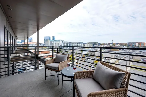 $6,995 | 635 7th Avenue South, Unit 611, Nashville, TN 37203