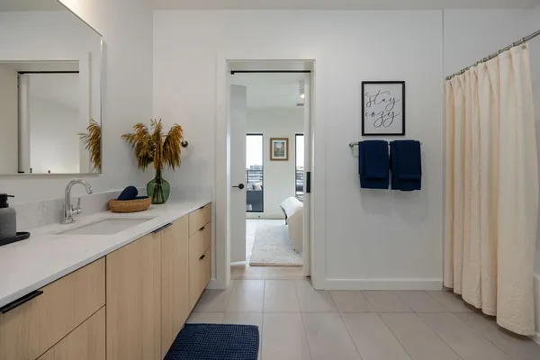 $6,995 | 635 7th Avenue South, Unit 611, Nashville, TN 37203