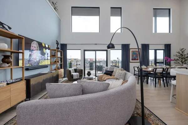 $6,995 | 635 7th Avenue South, Unit 611, Nashville, TN 37203